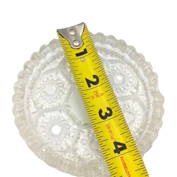 Queen Anne Lace Cut Crystal Glass Ashtray Set - Picture 6 of 7